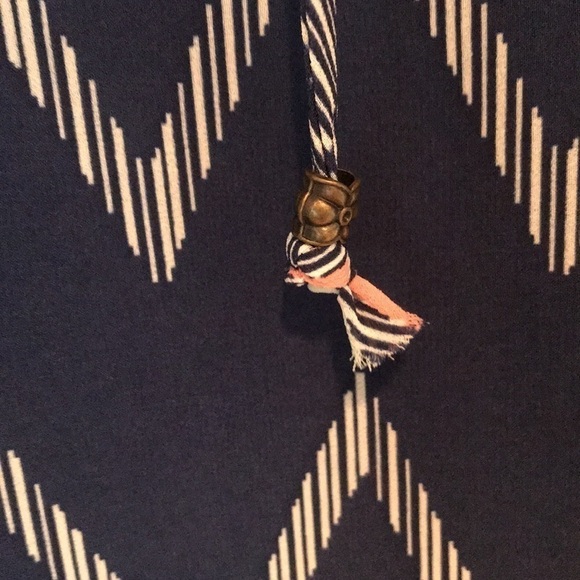 Xhilaration Bell Sleeve Flowy Mini Cocktail Dress Zigzag Retro Size L Party Work - Picture 6 of 6